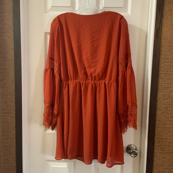 Entro Burnt Orange Faux Wrap Bell Sleeve Dress L - Picture 7 of 7